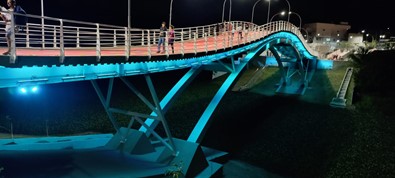 PREFEITURA DE LINHARES Instalação da Iluminação cênica da Ponte da Passagem