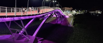 PREFEITURA DE LINHARES Instalação da Iluminação cênica da Ponte da Passagem